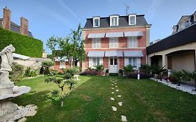 Appartement En Residence Gisors